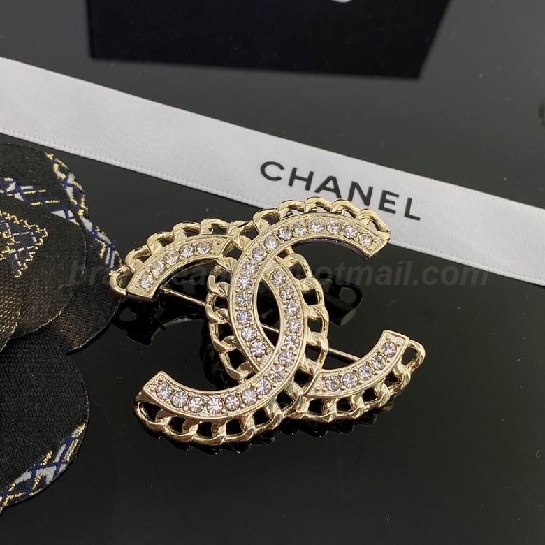 Chanel Brooch 173